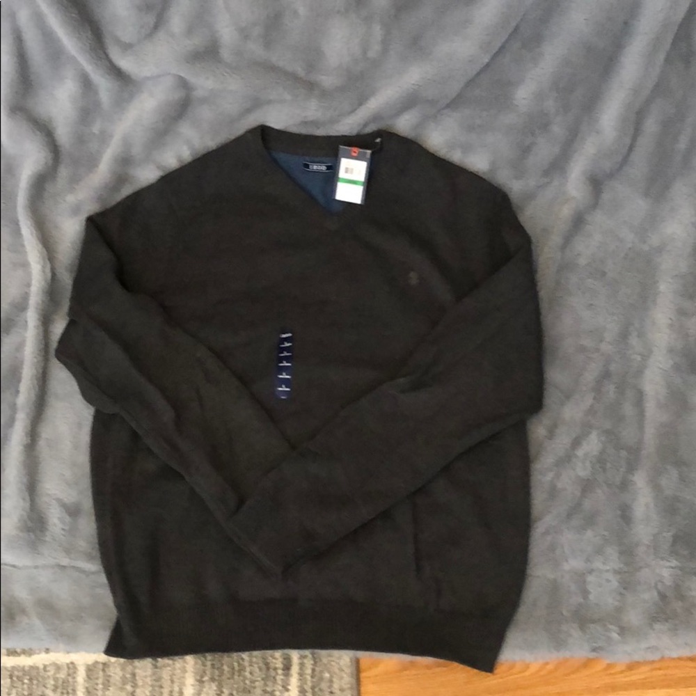 NWT IZOD Sweater
